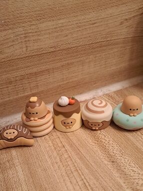 Kawaii Pastry Surprise Mini Figures - Brown & Cream Collectible Set